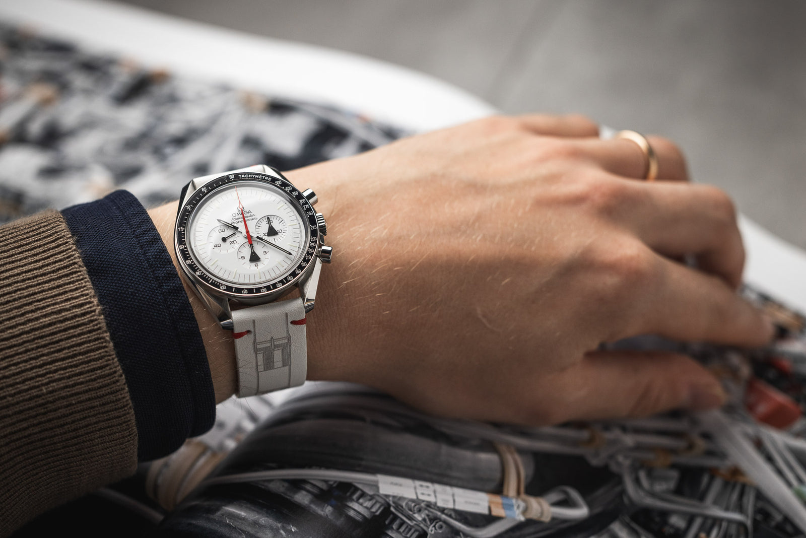 Fratello x REM Speedmaster Strap September Edition