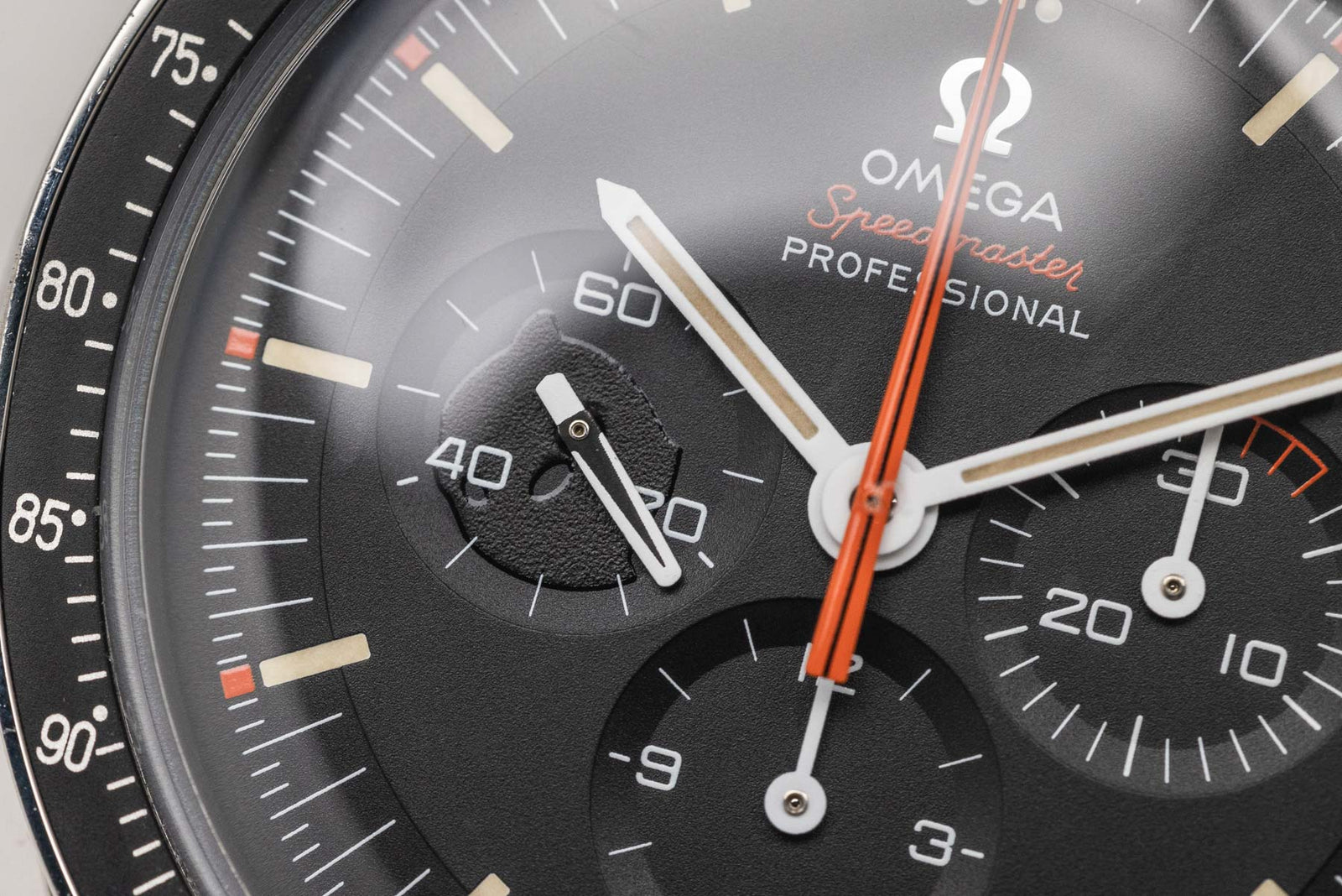 Omega speedmaster moonwatch ultraman best sale